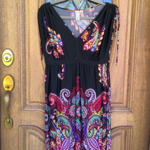 Colorful sleeveless dress